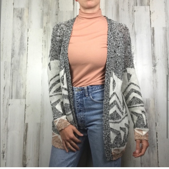 Tilly’s | Chunky Knit Cardigan - Picture 10 of 13